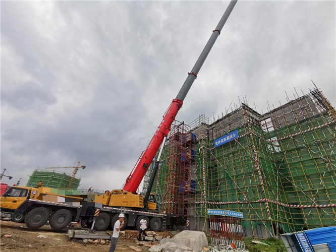 平城区吊车租赁需要注意事项